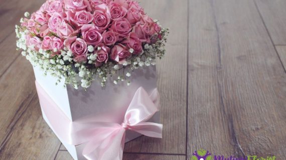 Rangkaian Bunga Meja Rias Menambah Sentuhan Elegan pada Interior Anda