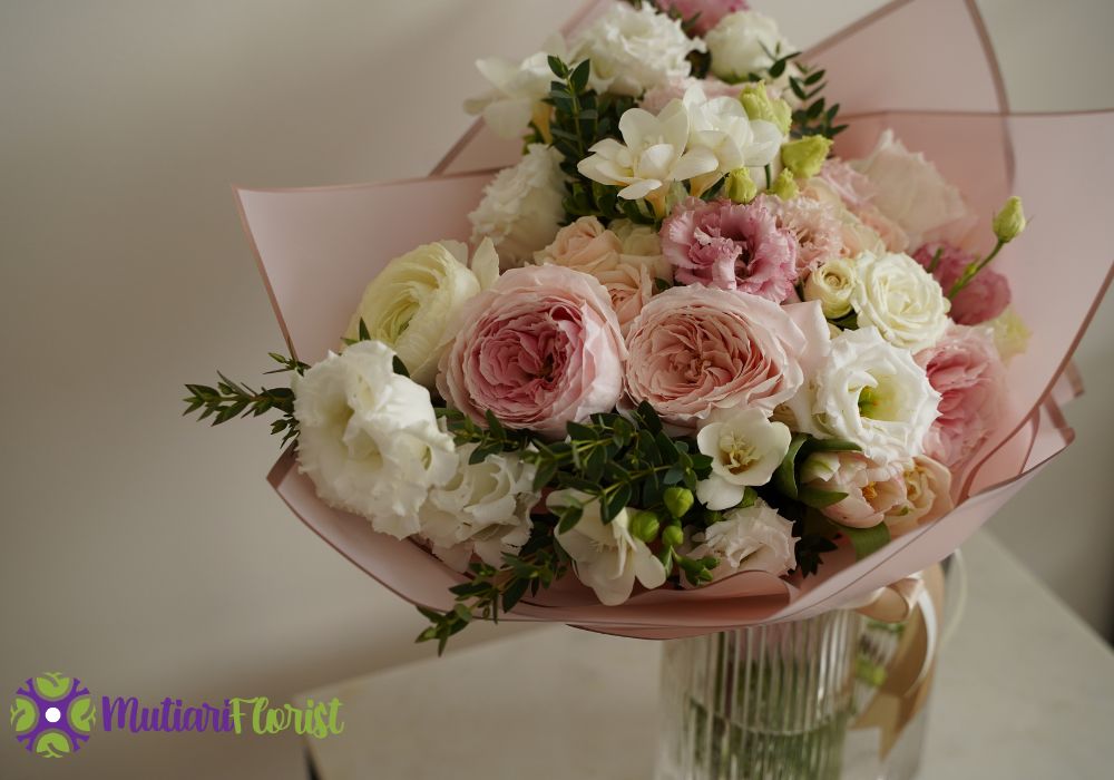 Buket Bunga Pink Putih Pilihan Elegan untuk Setiap Momen Spesial