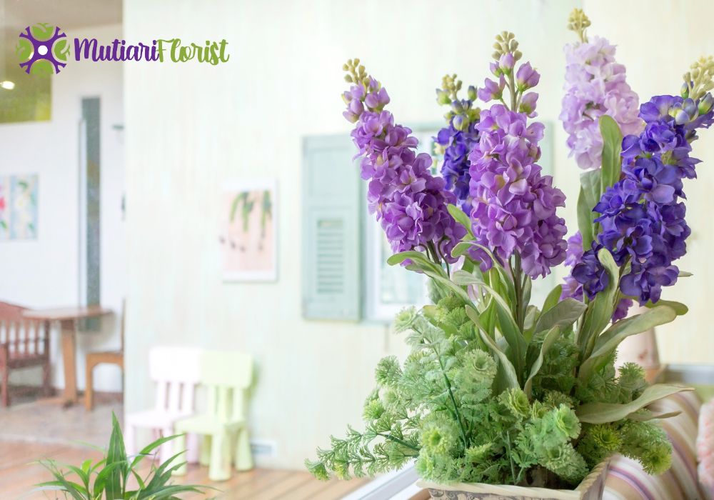 Buket Bunga Tulip Simbol Keanggunan dan Makna Mendalam